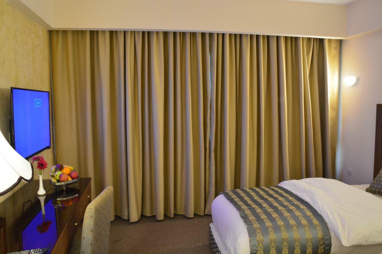 Saray Hotel Амман Экстерьер фото